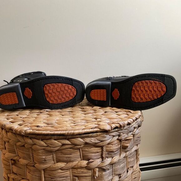 Genuine Harley-Davidson Women’s Leather Riding Boots 5 1/2 USA - Picture 5 of 16